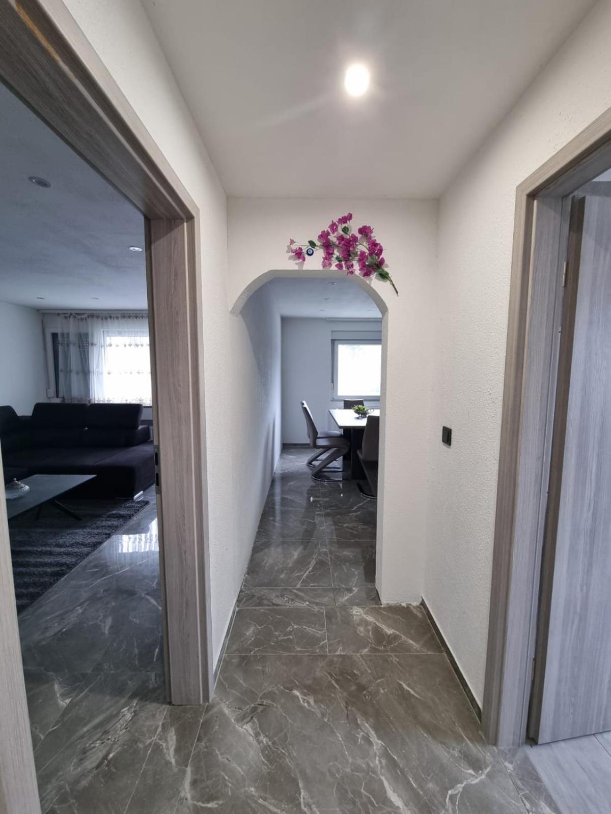 Apartment Sasu Friedrichshafen Buitenkant foto